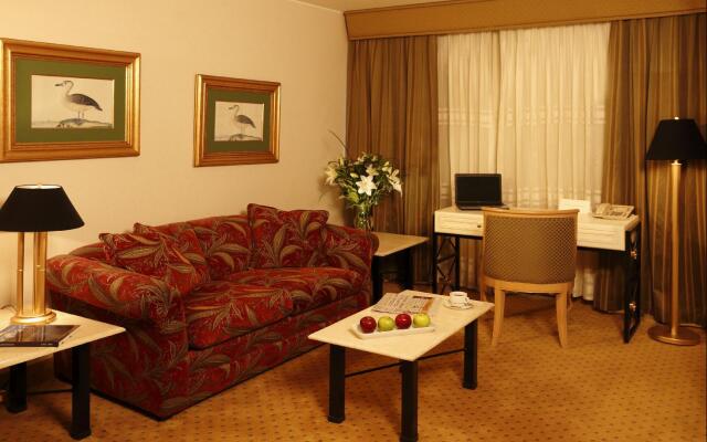 Suites del Bosque Hotel