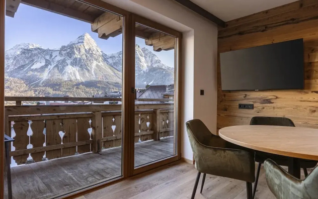 Lavish Apartment With Sauna