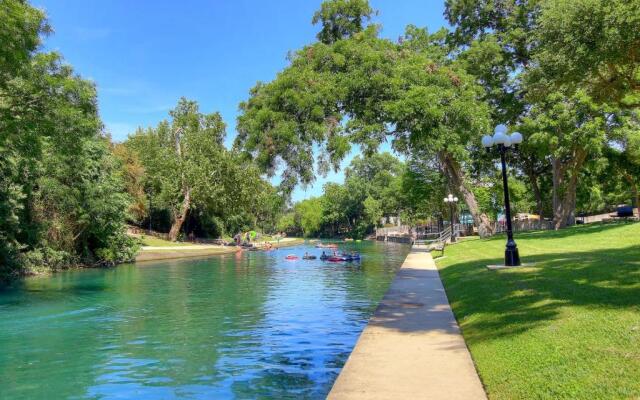 Sweet Retreat RRC A203