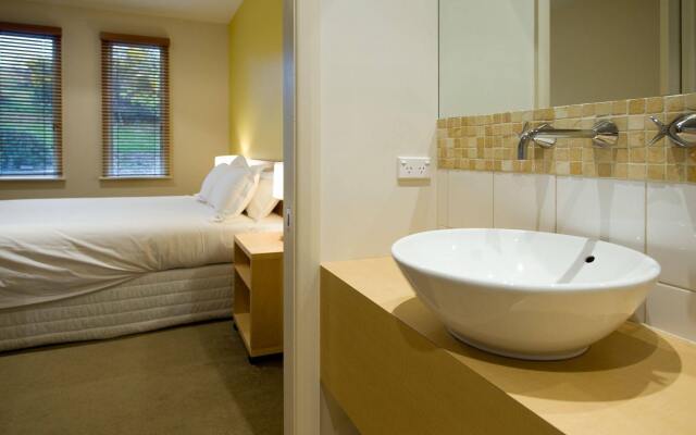 Queensberry Springs Villa 1