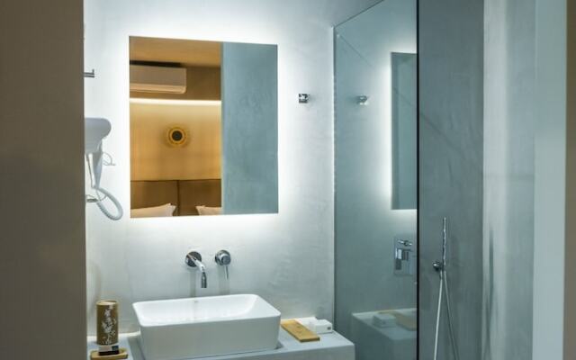 Theros Suites