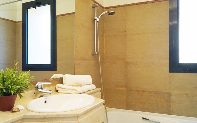 Cascadas de Calahonda