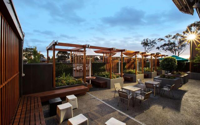 Nightcap at Keysborough Hotel