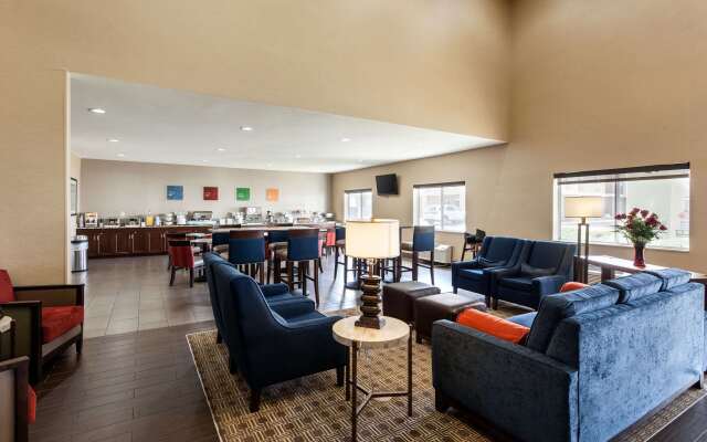 Comfort Suites Lincoln North