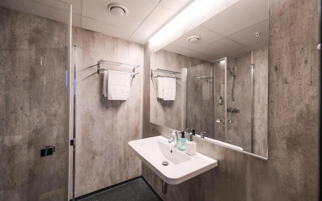 Svalbard Hotell - The Vault
