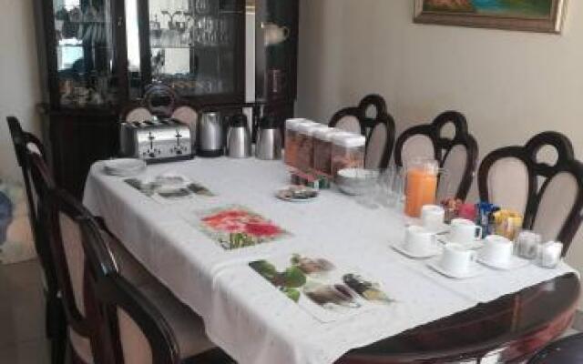 Lalela House