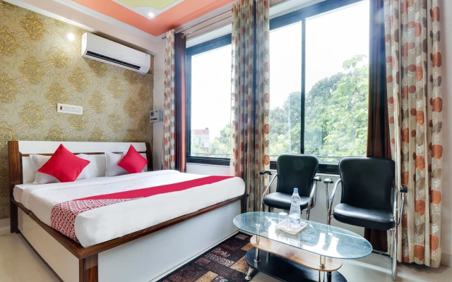 OYO 45399 Hotel Legacy Rbl