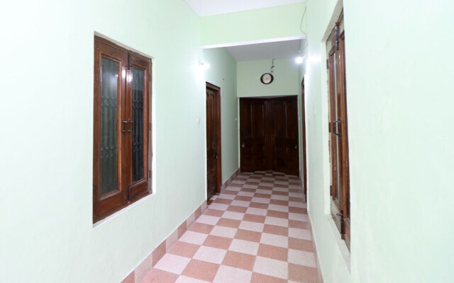 Oyo 24020 Megha Yatri Niwas