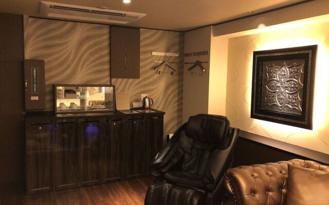 Hotel Raza - Adults Only