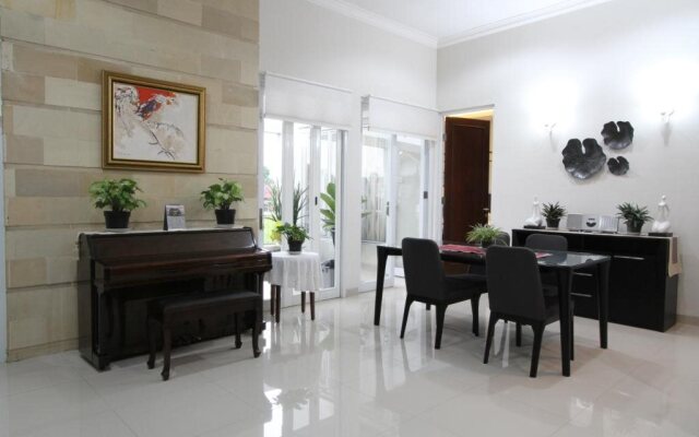 Natura Rumah Singgah Guest House