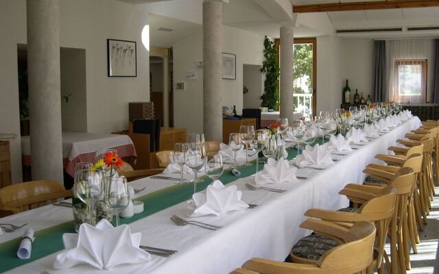 Gasthof Pension Falkeis