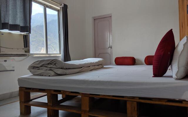 Bunk Stay Rishikesh - Hostel