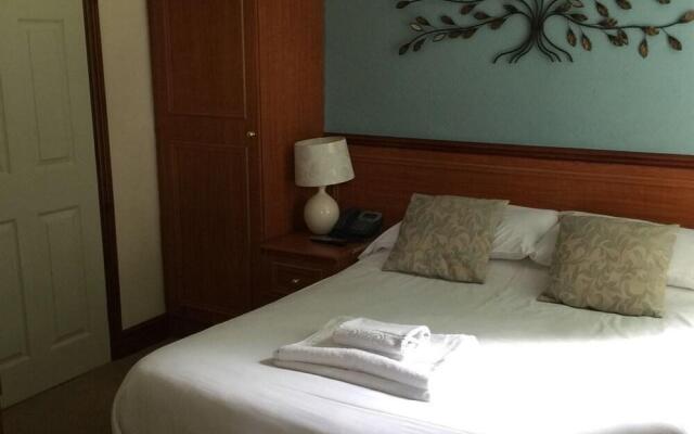 Shurland Hotel