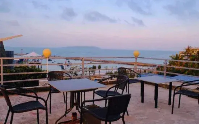 Seaside Story Inn (Sanya Wuzhizhou Island)