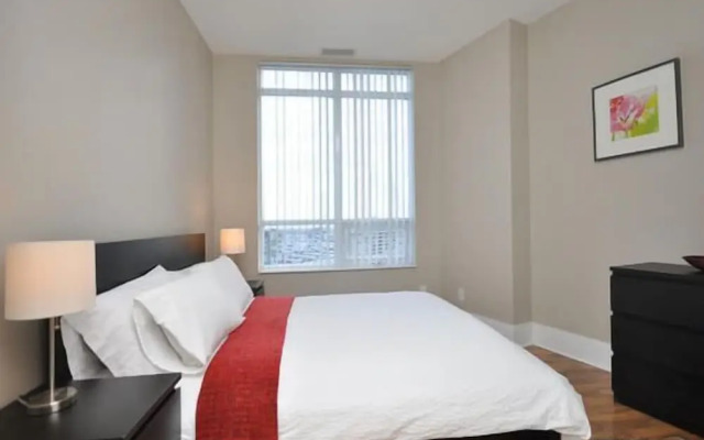 WhiteHall Suites - Mississauga