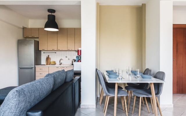 Chloe Apartments by QR booking