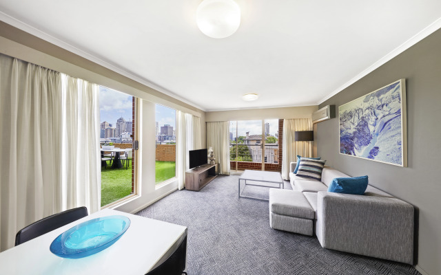 Adina Apartment Hotel Sydney Surry Hills