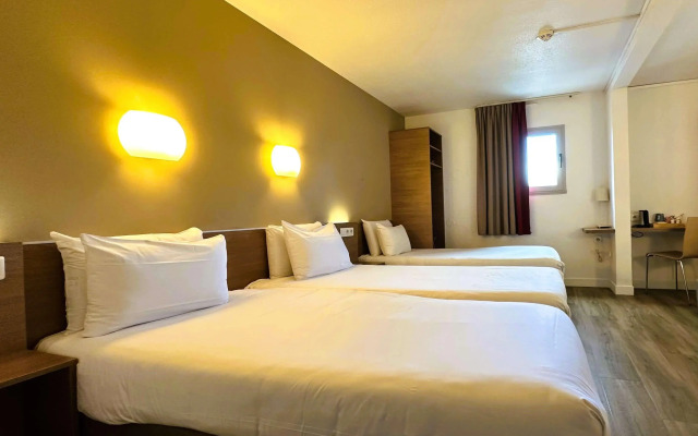 Hotel Kyriad Le Bourget Centre-Parc des Expositions