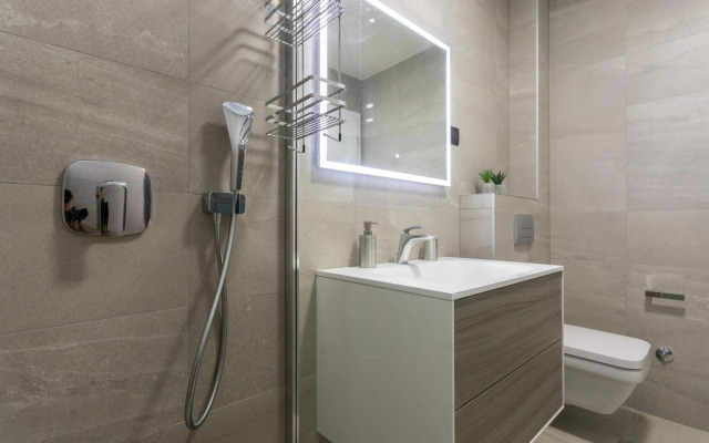 Eni Luxury Residence