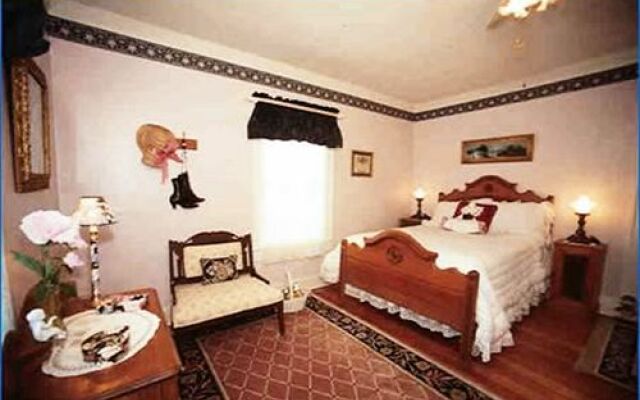 Inn on Main Street Bed and Breakfast