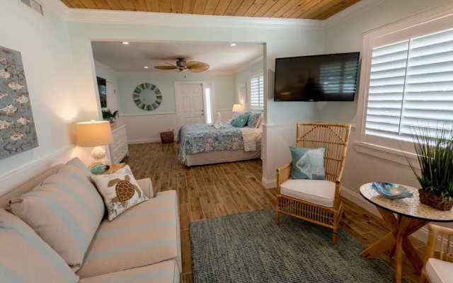 Summer Breeze Apartment 5