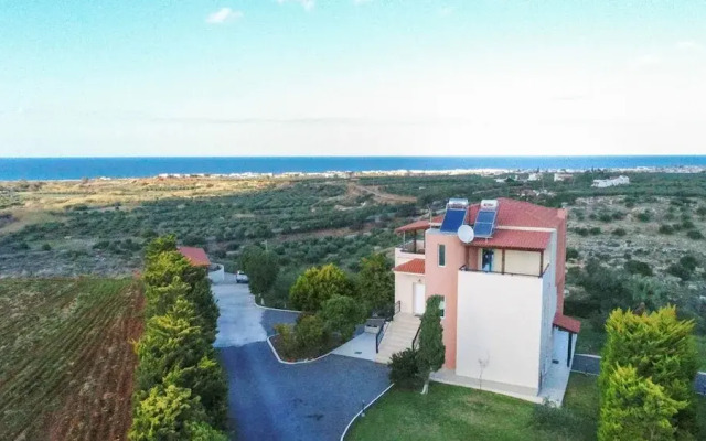 Villa Angelika Two-storey House With Pool for 7