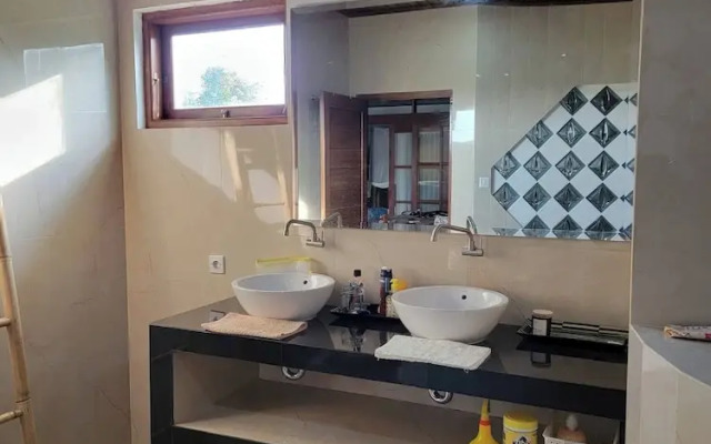 Uluwatu 3 Bed Luxury Villa-pool-magic Ocean Views