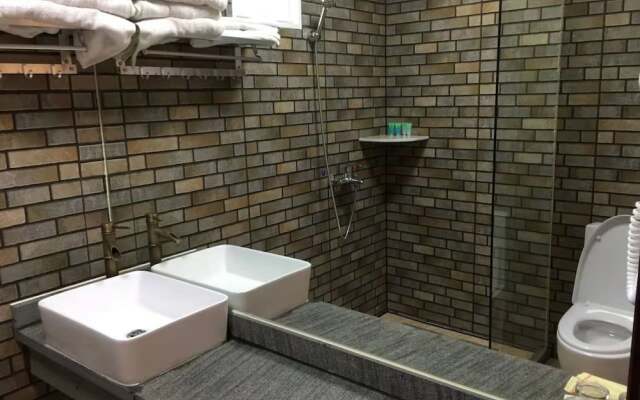 Conghua Jinyuan Wooden Hotspring No.1