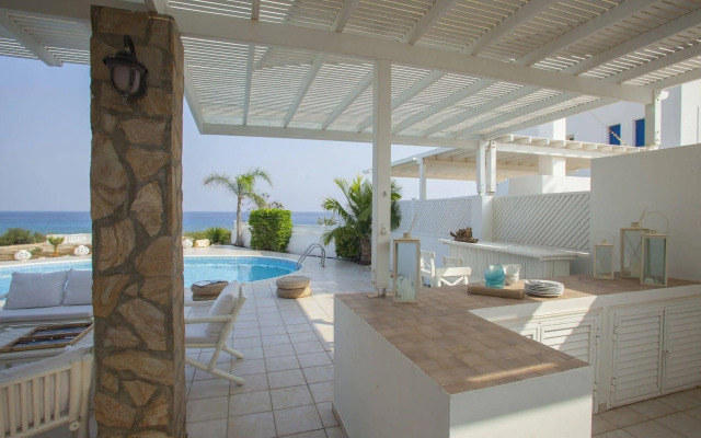 Mimosa Seafront Villa