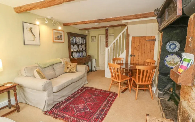 Lemon Cottage