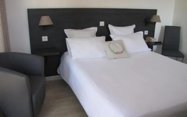 Logis Hotel Restaurant Annecy Nord / Argonay