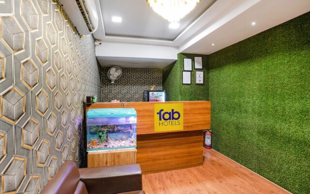 Fabhotel Crescent