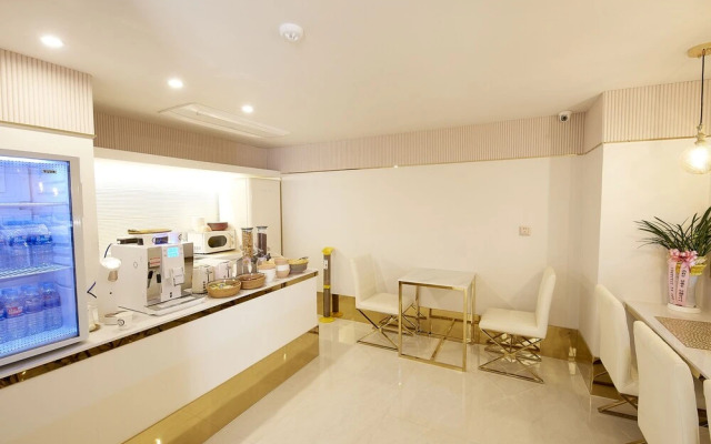Den Basta Hotel