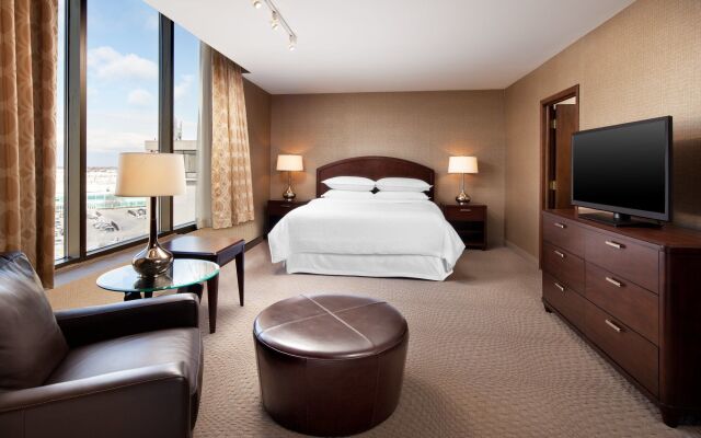 Sheraton Cleveland Airport Hotel