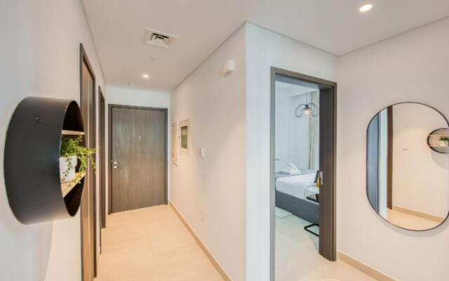 Downtown Views 1 - 1608- DT