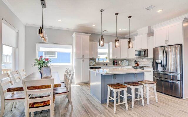 Private Dock & Patio: Waterfront Galveston Retreat