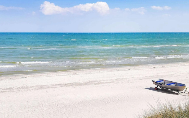 Cozy Holiday Home in SÃ¦by near Sea