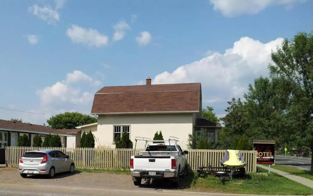 A&k Motel