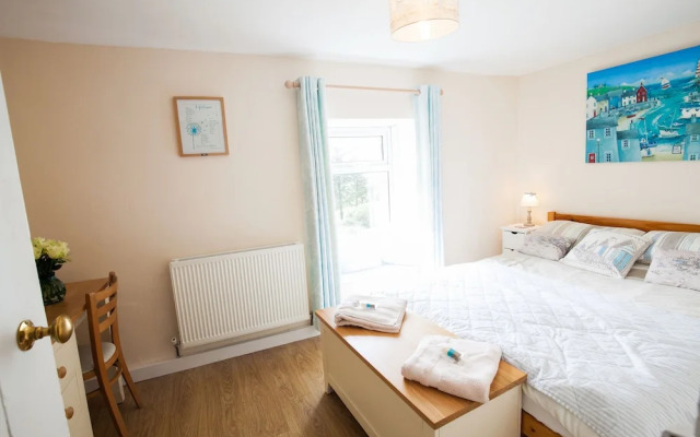 Arallt Holiday Cottage