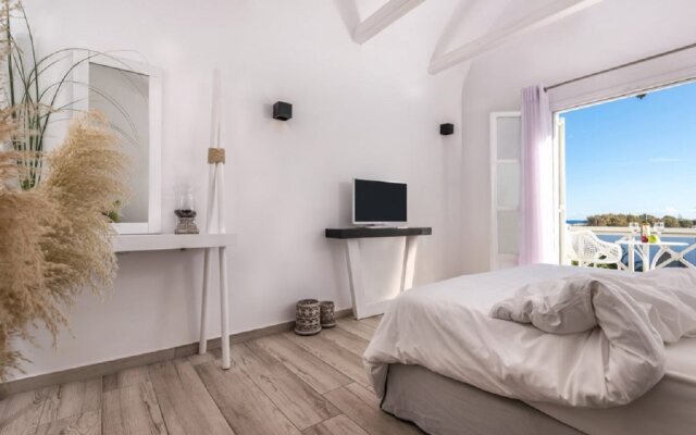 Smy Mediterranean White Santorini Adults Only