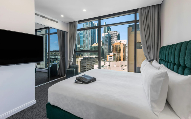 Meriton Suites Sussex Street – Guest Rooms – Sydney