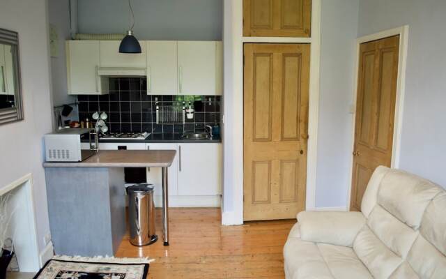 1 Bedroom Flat In The Heart Of The New Town