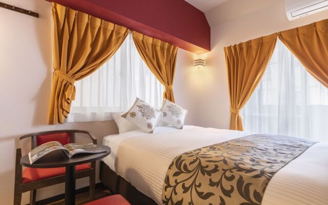 Mr.KINJO in Color'z Ciizi