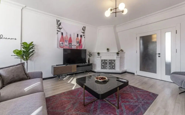 Melissa's Suites
