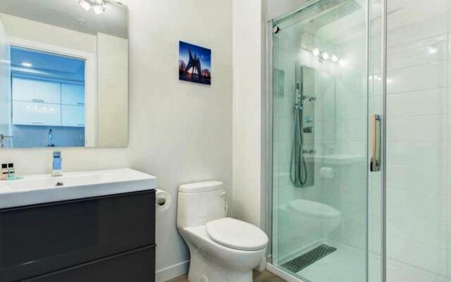 InnHome Apartments (ИннХоум) на улице Героя России А.В. Яковлева