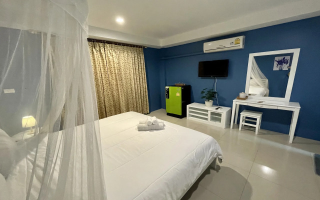 Be Rich Hotel