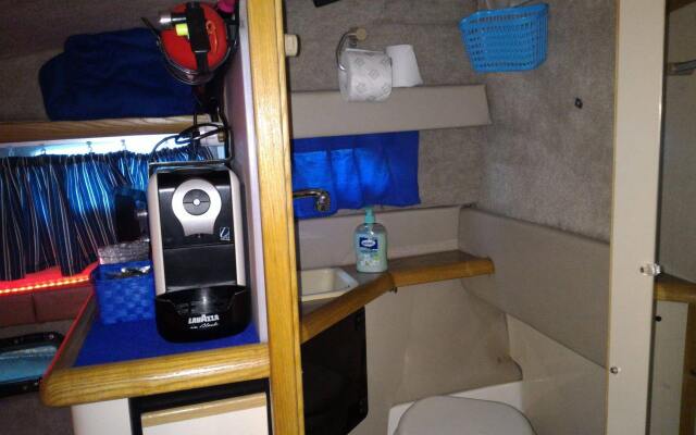 Boat  Breakfast Cagliari