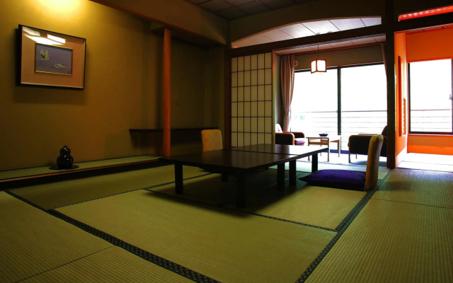 Enraku – Guest Rooms – Kurobe