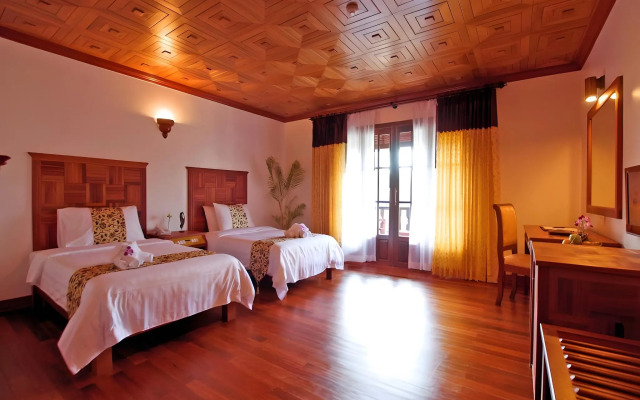 Pierre Hotel