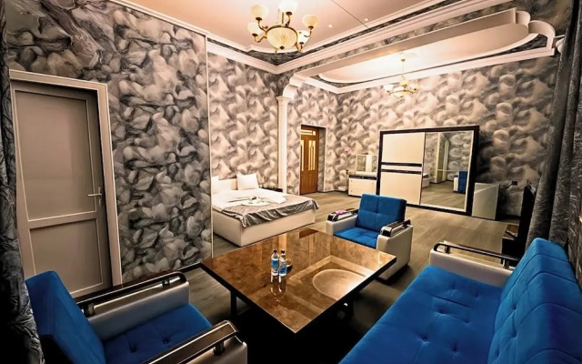 Badamdar Ist Hotel